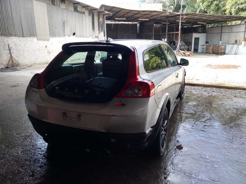 Sucata Para Venda De Peças Volvo C30 2.5 T5 Ano 2010