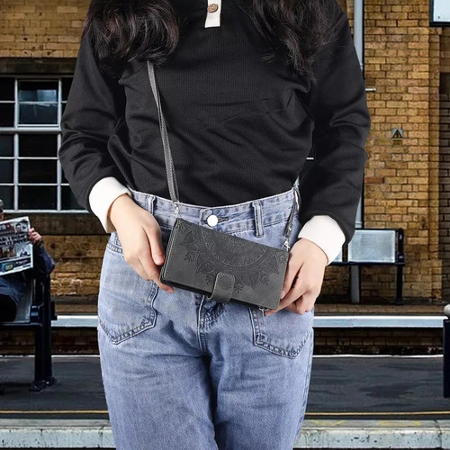 A Funda De Piel Tipo Cartera Con Estampado De Bandolera