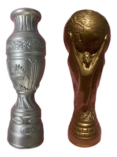 Alcancías 2 Copas Mundial Y Copa Americe Campeon Chile  
