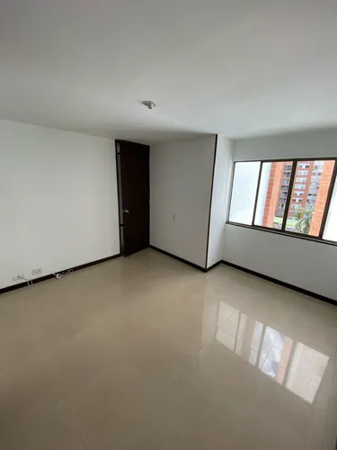 Apartamento En Arriendo En Urbanización La Flora. Cod A11591