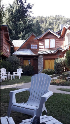 Complejo De 5 Cabañas Turísticas Con Pileta Climatizada - San Martin De Los Andes