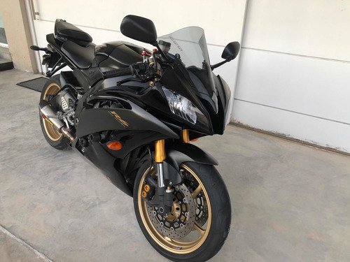 Yamaha R6
