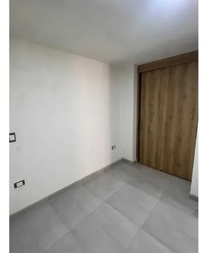 Excelente Inversión Por Su Ubicación Sabaneta 61 Mt/ 3 Alc/ Edificio