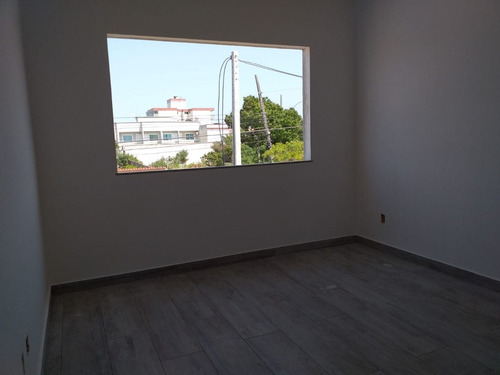 Imagem 5 de 12 de Casa Com 3 Dormitórios À Venda, 110 M² Por R$ 480.000,00 - Ouro Verde - Rio Das Ostras/rj - Ca2054