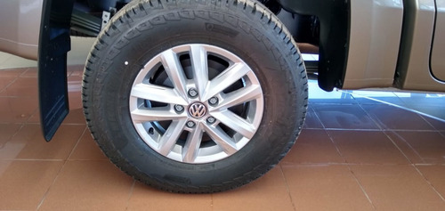 Volkswagen Amarok Trendline 4x2 Manual 140cv