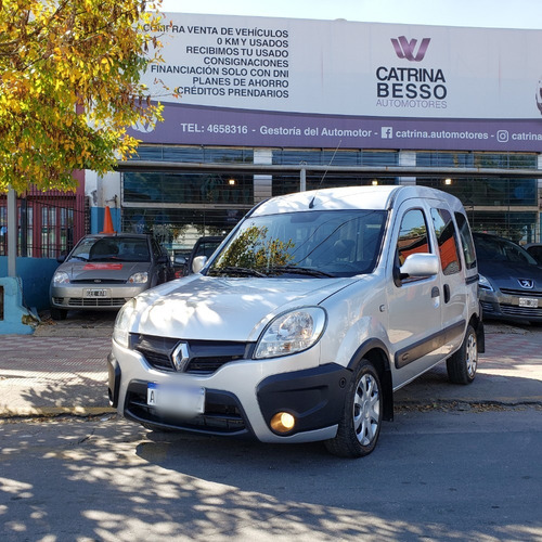Renault Kangoo Confort 5as 2016 Con Gnc