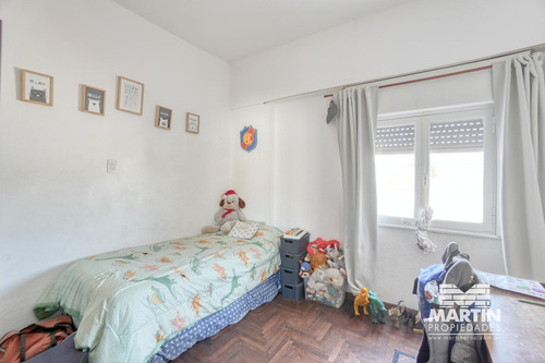 Venta En Block 2 Locales Y 1 Vivienda. Excelente Zona Comercial.
