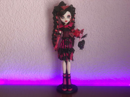Muñeca Monster High Draculaura Sweet Screams Collector. (Usado)