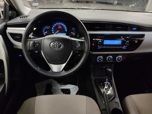 Imagen 10 de 15 de Toyota Corolla Xli 1.8 At 2017