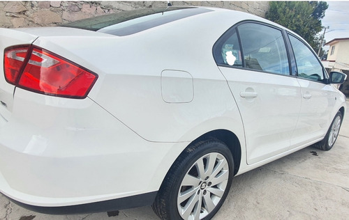 Imagen 3 de 7 de Seat Toledo 2015 1.2 Style Mt