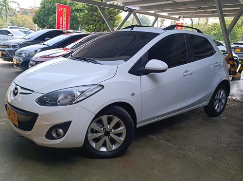 Mazda 2 15HM1C MT 1500CC 5P