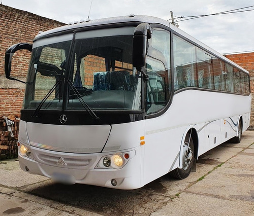 Imagen 2 de 11 de Mercedes Benz 1621 0km Saldivia 45 Asientos