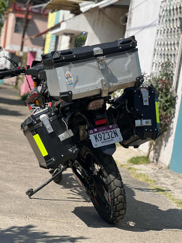 Motor 300cc. Caja De 80 L Y Laterales. Luces Exploradoras