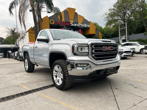 GMC Sierra 5.4 Cabina Regular Sle 4x4 At