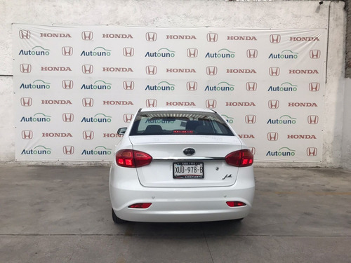Imagen 6 de 15 de Jac J4 T/m 2021