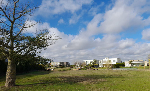 Lote En Venta Barrio El Canton - Islas A La Laguna