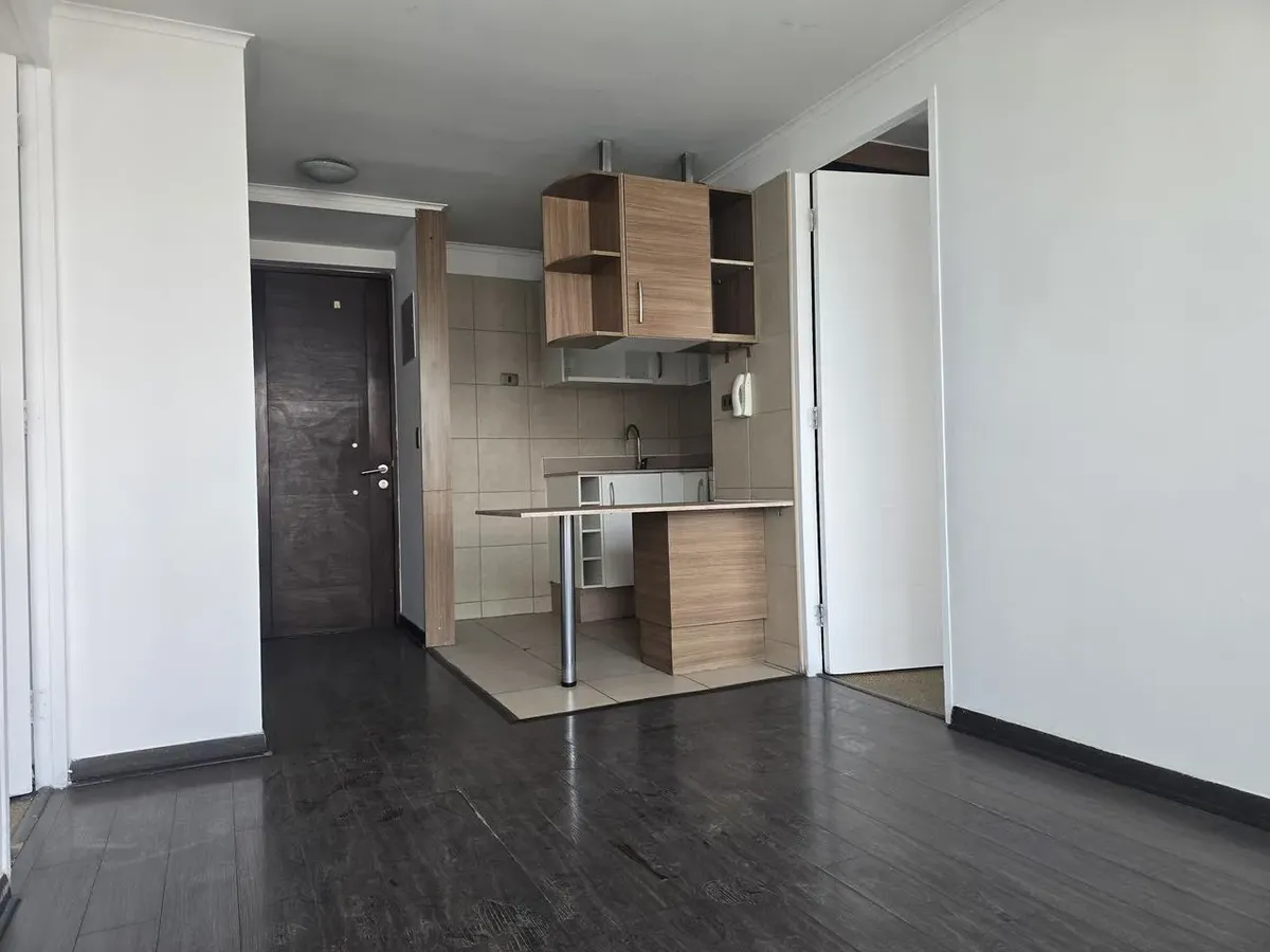 Imagen 3 de 15 de Comodo Departamento Piso 31 Vista Despejada
