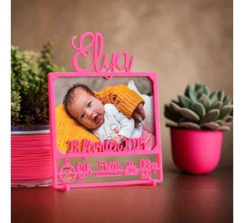 Portarretrato Personalizado De Nacimiento - Recuerdo Único Lila