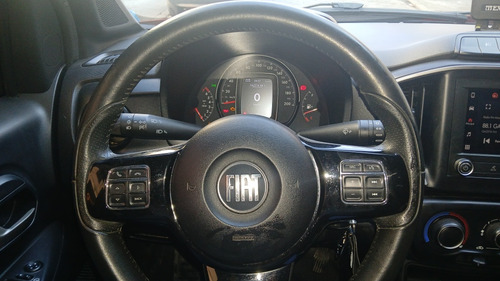 Fiat Strada 1.3 Volcano Cab. Dupla 16v Flex 4p