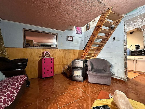 Acogedora Casa De 2d+1b+est De Gran Ubicación En Puente Alto