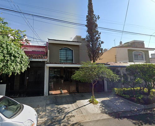 Vendo Casa En Hacienda La Punta 1897, Circunvalación Oblatos, Guadalajara, Jal.
