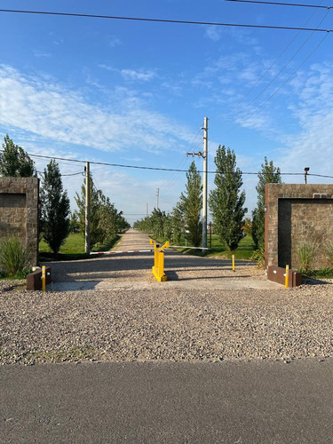 Lote En Venta Barrio Estilo Campo Con Financiacion