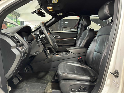 Imagen 5 de 11 de Ford Explorer Limited