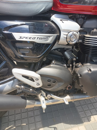 Traiumph 1200 Speed Twin