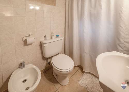 3 Amb Y Medio En Balvanera. Funcional Con 2 Baños