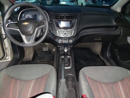 Imagen 10 de 15 de Chevrolet Aveo 2018 1.6 Lt At