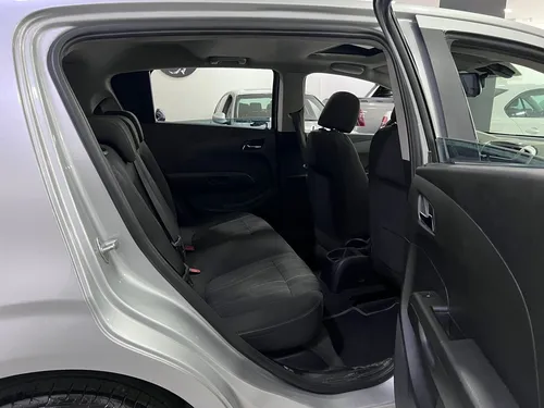 Chevrolet Sonic 1.6 Lt 5 p