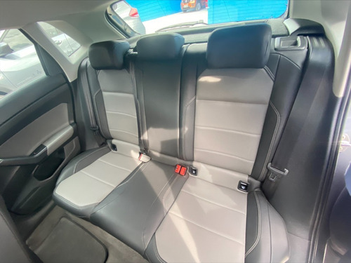 Imagem 8 de 15 de Volkswagen Polo 2019 1.0 Tsi Highline 200 Aut. 5p