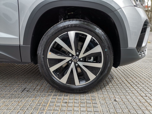 Imagen 13 de 20 de Volkswagen Taos 2022 1.4 Tsi 250 At Highline