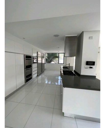 En Venta Quinta En Urbanización El Castaño Maracay Edo. Aragua