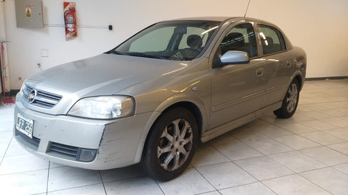 Chevrolet Astra Gls 2.0 2010 Con Gnc (co)
