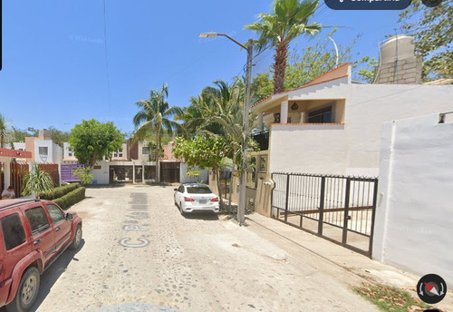 Casa Ubicada En Ixtapa, Jalisco, Con 3 Recamaras Y 124m2, Muy Cerca De Cucosta Centro Universitario De La Costa - Udg.