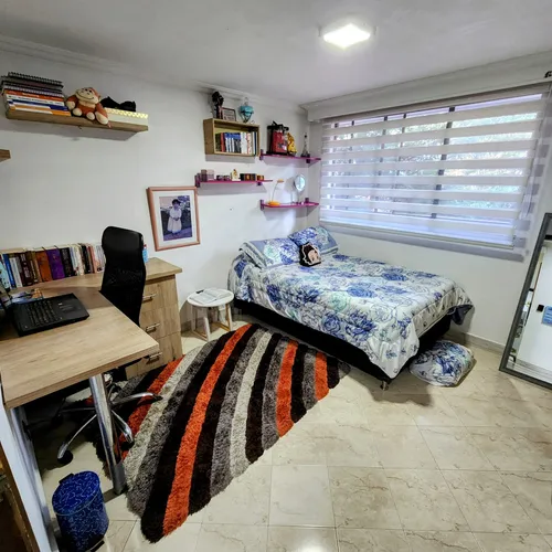 Apartamento En Venta En Los Balsos. Cod V12282