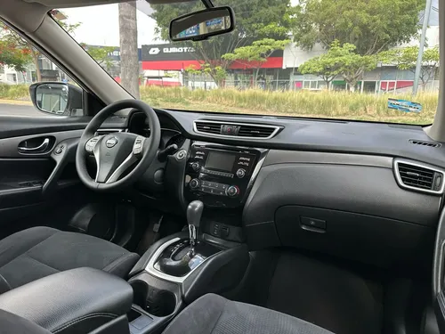 Nissan X-Trail 2.5 Sense 2 Row Cvt
