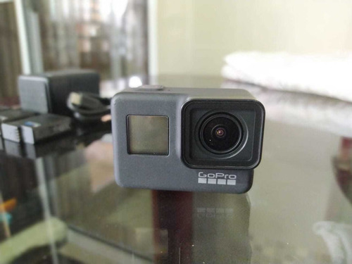 Go Pro Hero 7 Black +cartão 128gb+ 3 Baterias (originais)
