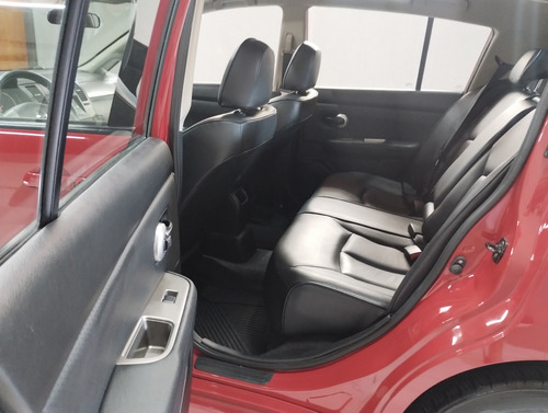 Nissan Tiida 1.8 Sl Flex Aut. 5p