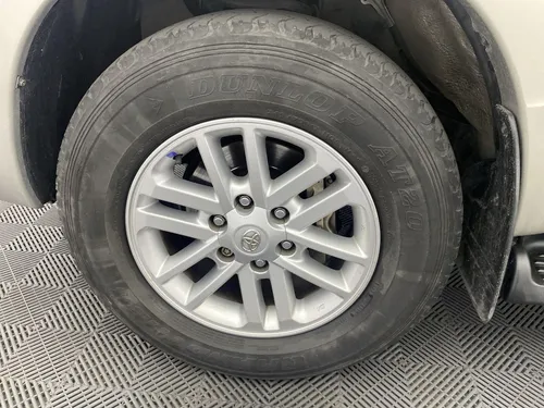 Toyota Fortuner 2.7l 4x2