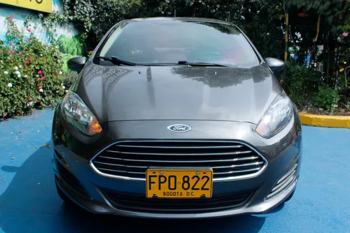 Ford Fiesta 1.6 Sportback Se Mecánico