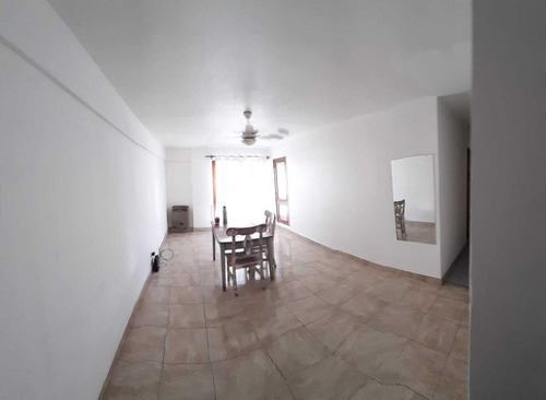 Departamento En Venta - 2 Dormitorios 1 Baño - 63mts2 - La Plata