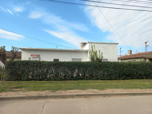 Casa En Venta, General Las Heras