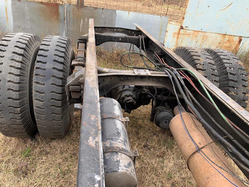 Imagen 12 de 15 de Ford F7000 Año 1998