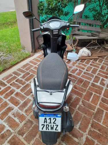 Kymco Agility 125 Solo 3 Meses De Uso Moto Scooter