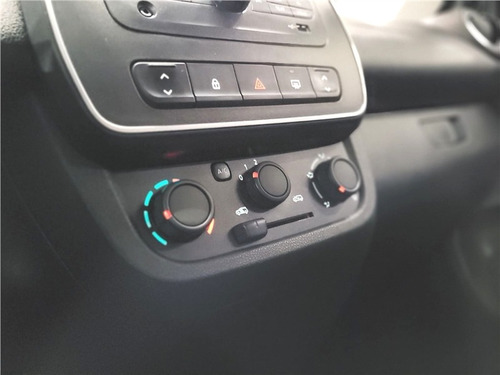 Imagem 7 de 14 de Renault Kwid 1.0 12v Sce Flex Zen Manual