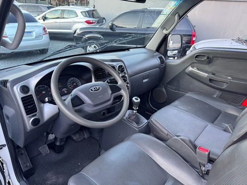 Kia Bongo 2.5 K2500 4X2 Rs Turbo S/ Carroceria 2P