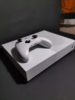 Xbox One S 1tb Incluye Game Pass Ultimate 1 Mes Para Reyes