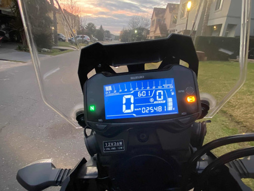 Imagen 2 de 8 de Suzuki Vstrom 250 Abs